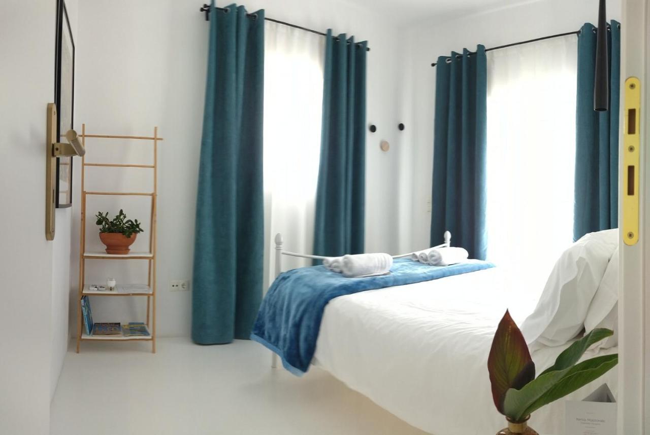 Zen Minimal Luxury Housing Tyros Villa Buitenkant foto